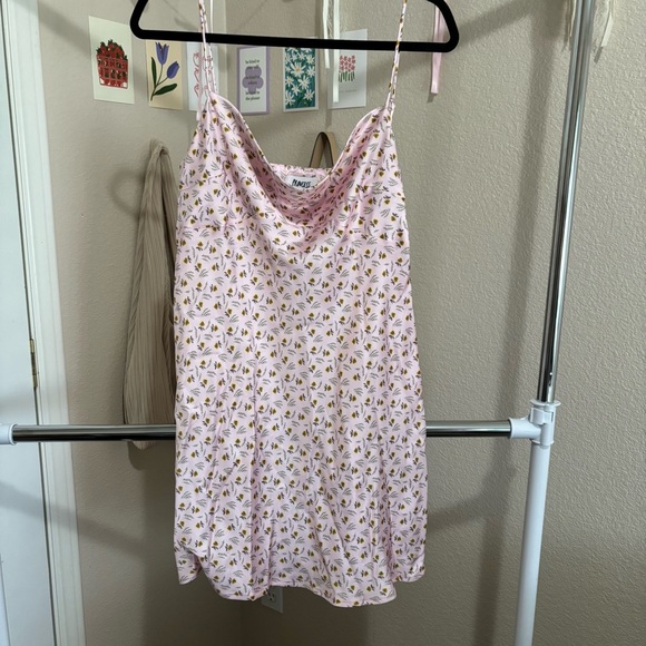 Princess Polly Dresses & Skirts - ୨୧ ･ﾟ✧ Princess Polly Satin Dress NWOT